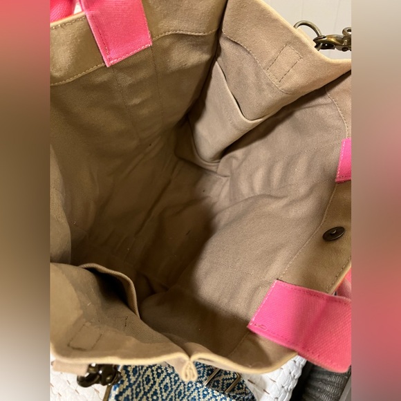 Parker Thatch The Rum-Dum Color Block Mimi - Medium
Orange/Pink/Khaki - Picture 5 of 5